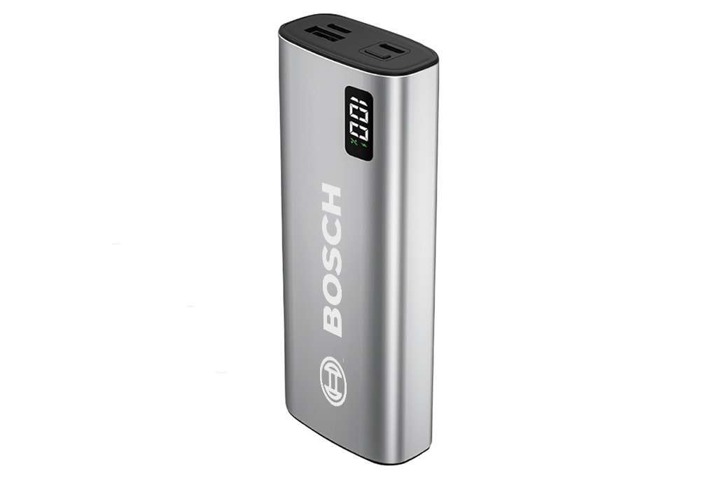 IROS-7.jpg 9600 mAh Hızlı Şarj Özellikli Dijital Göstergeli Powerbank - Görsel 1